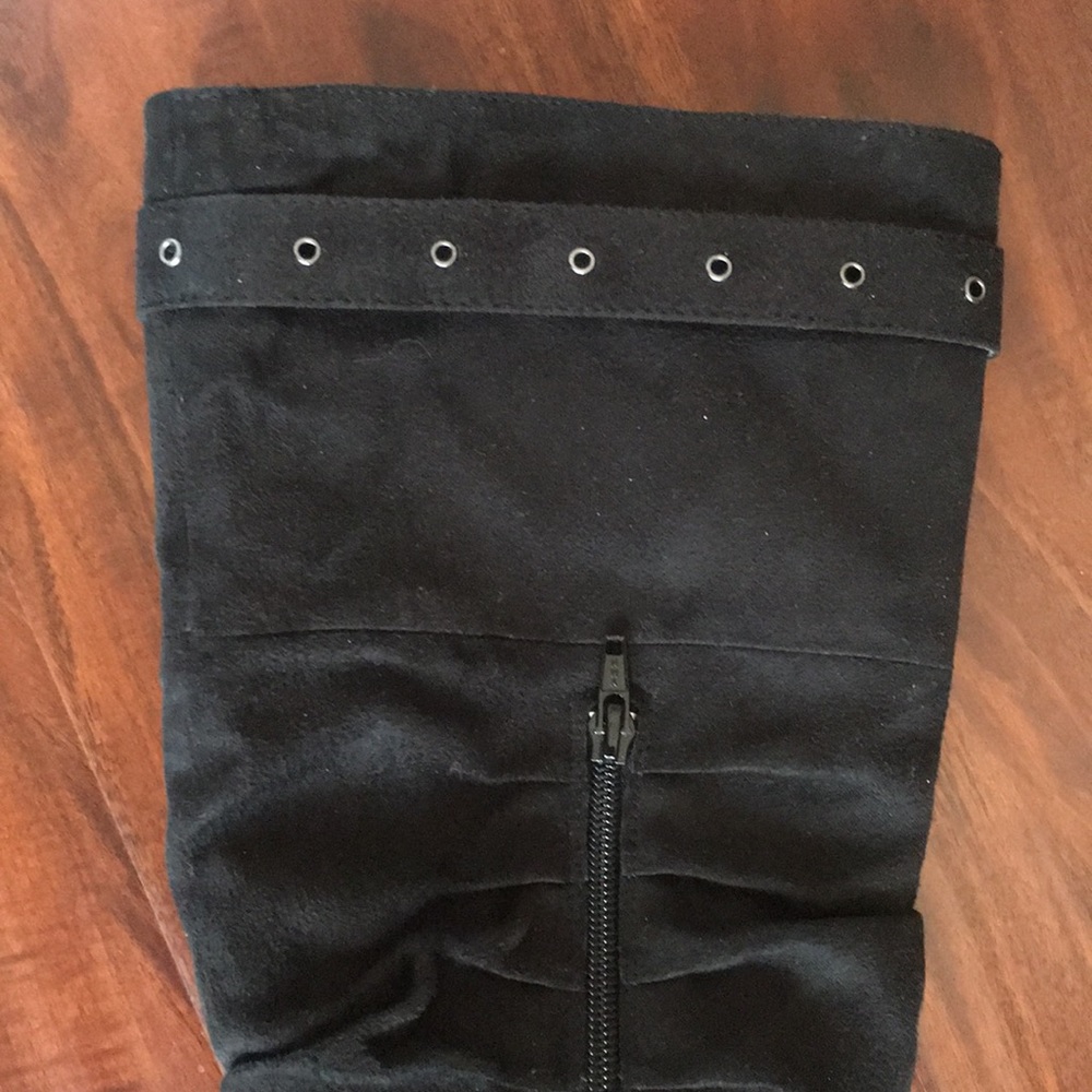 Black Suede Decree Suede Boots - Picture 5 of 6